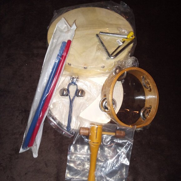 Kids Music Instrument Brand New Bundle 32 Pieces - Picture 1 of 10